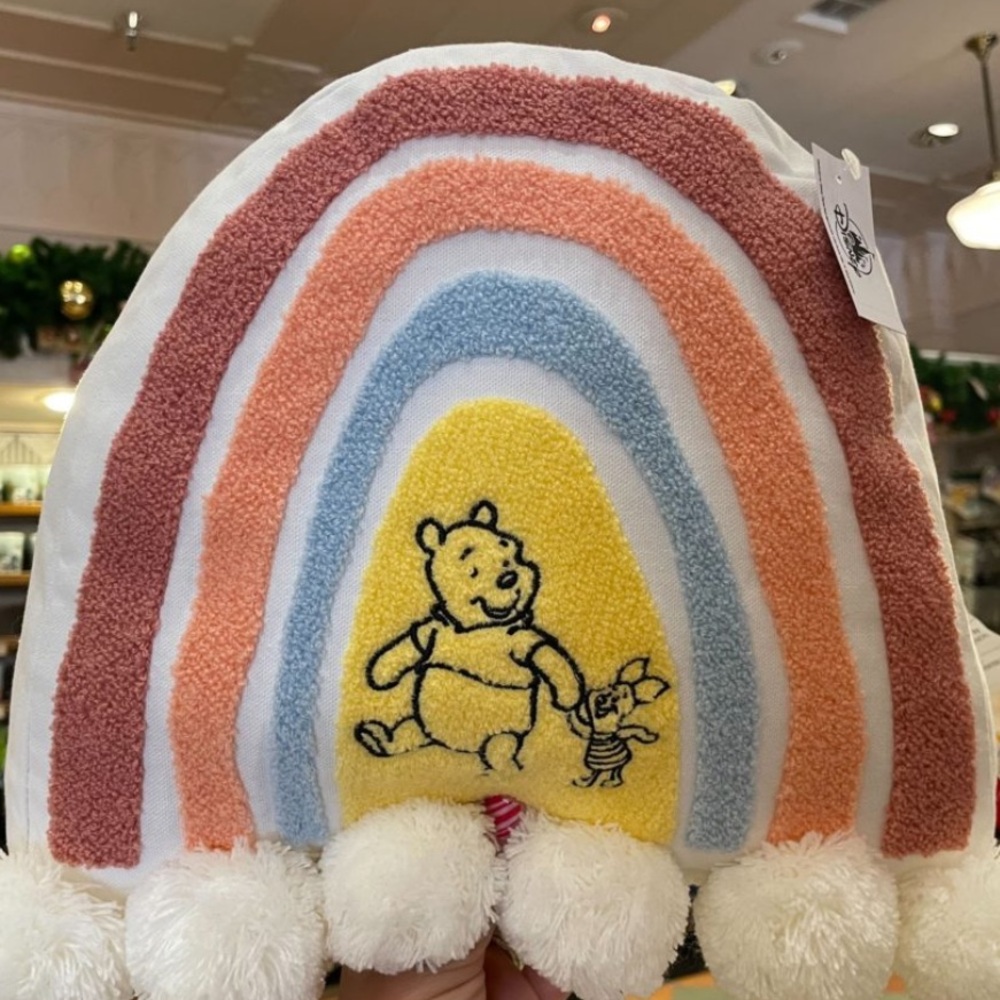 Disney Parks Pooh and Piglet Throw Pillow “A Snugly Sort Of Day” NEW WITH TAGS!